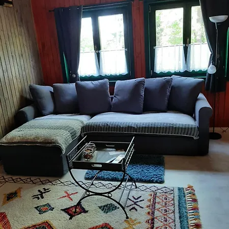 Kata Gerendahaz Szigetmonostor